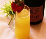 Zest! Beautiful Champagne Mimosa